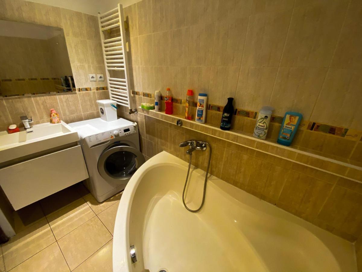 3 Bedroom Apartment In The Part Of The City Банска бистрица Екстериор снимка